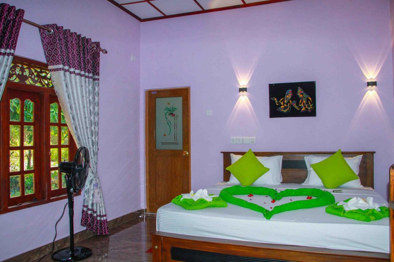 Wijesiri Family Guest House Sigirîya Extérieur photo