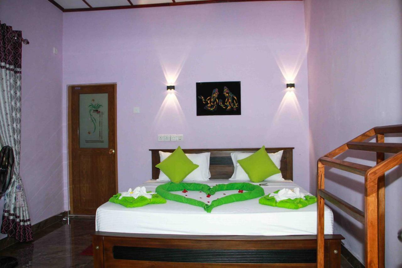Wijesiri Family Guest House Sigirîya Extérieur photo