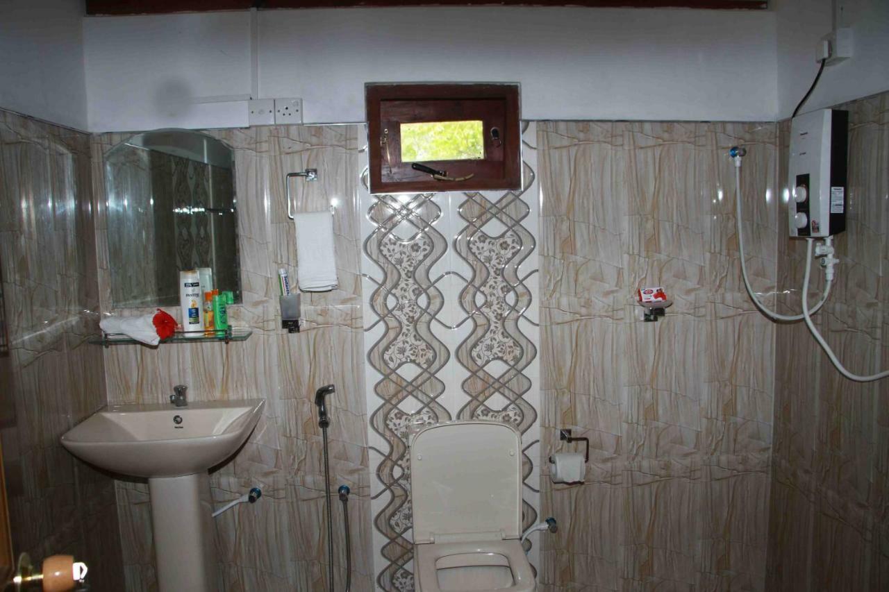 Wijesiri Family Guest House Sigirîya Extérieur photo