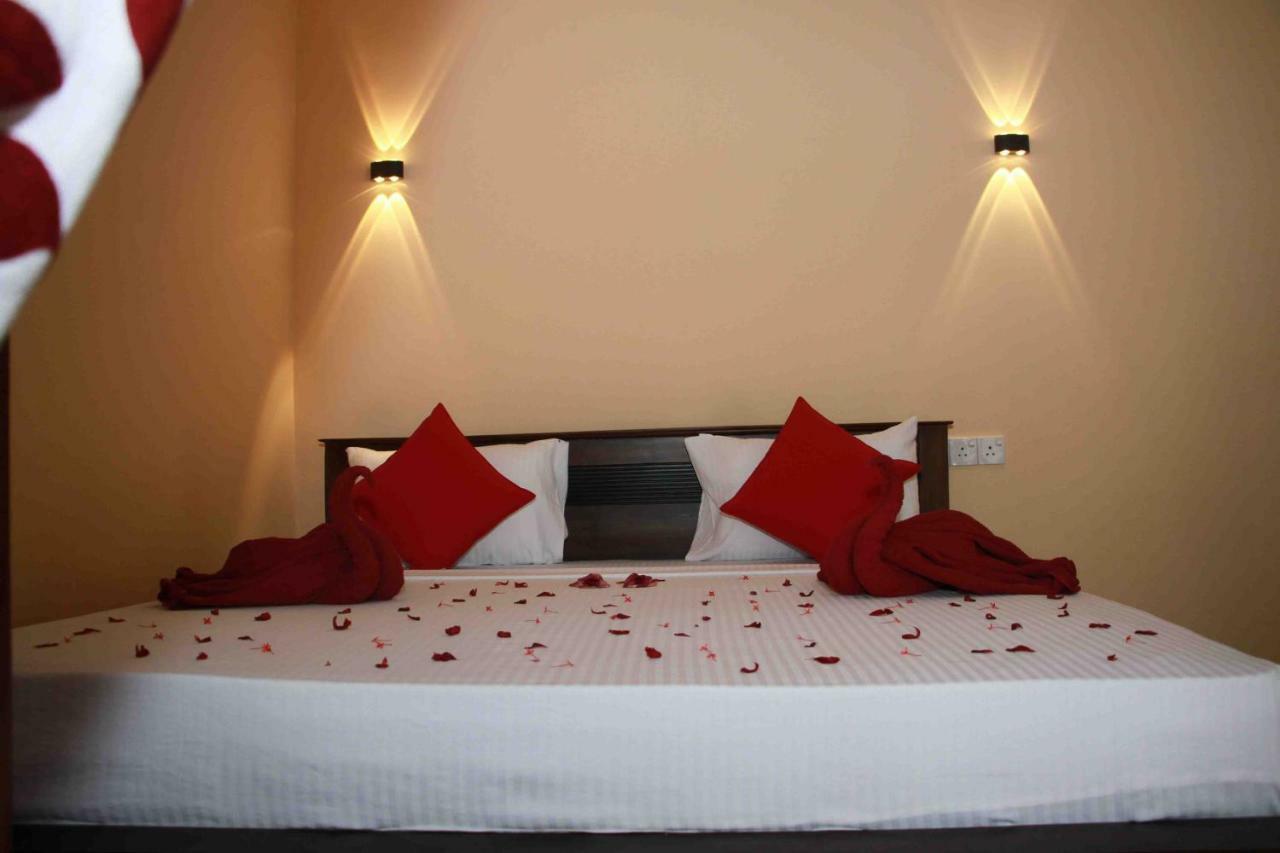 Wijesiri Family Guest House Sigirîya Extérieur photo
